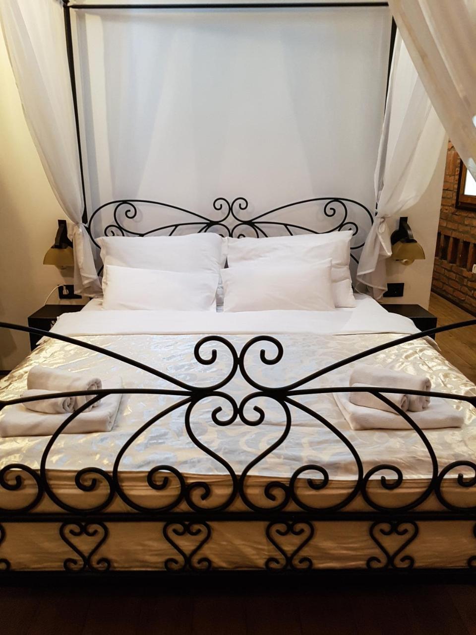 Boutique Hotel Madison Belgrade Exterior photo